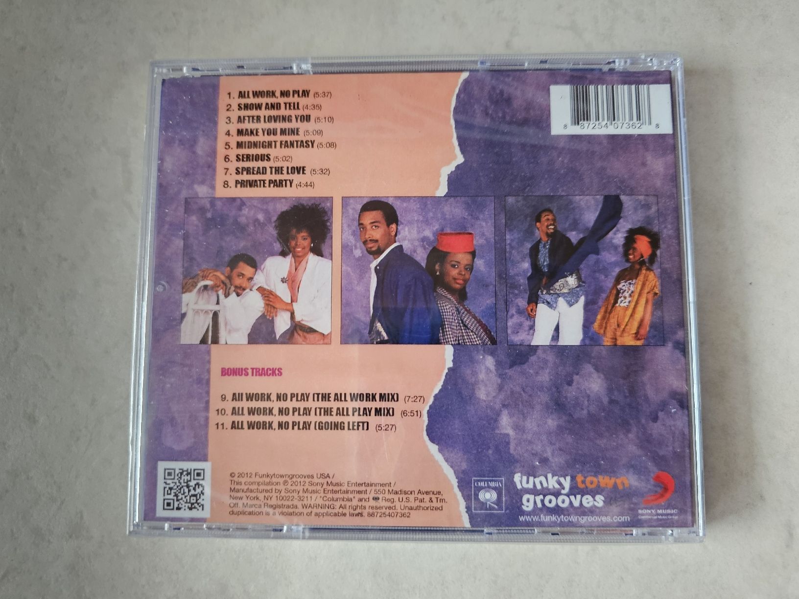 CD: Juicy  -  Spread The Love  /  Fabrikneu – Nuovo e nell'imballaggio originale da Schneisingen venduto da backstore24 1