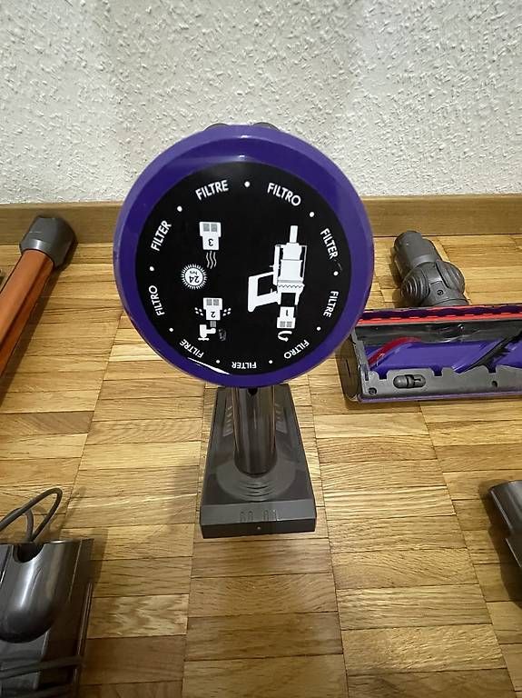 Aspirapolveri & Accessori: Pièces et accessoires Dyson V10 Absolute – Usato da Gland venduto da arifoglu 3