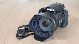 NIKON P1000 mit Zoom 24-3000mm noch über 2 Jahre Garantie
