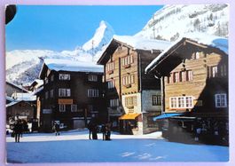 Zermatt 1616 m, Dorfplatz, Matterhorn 4478 m