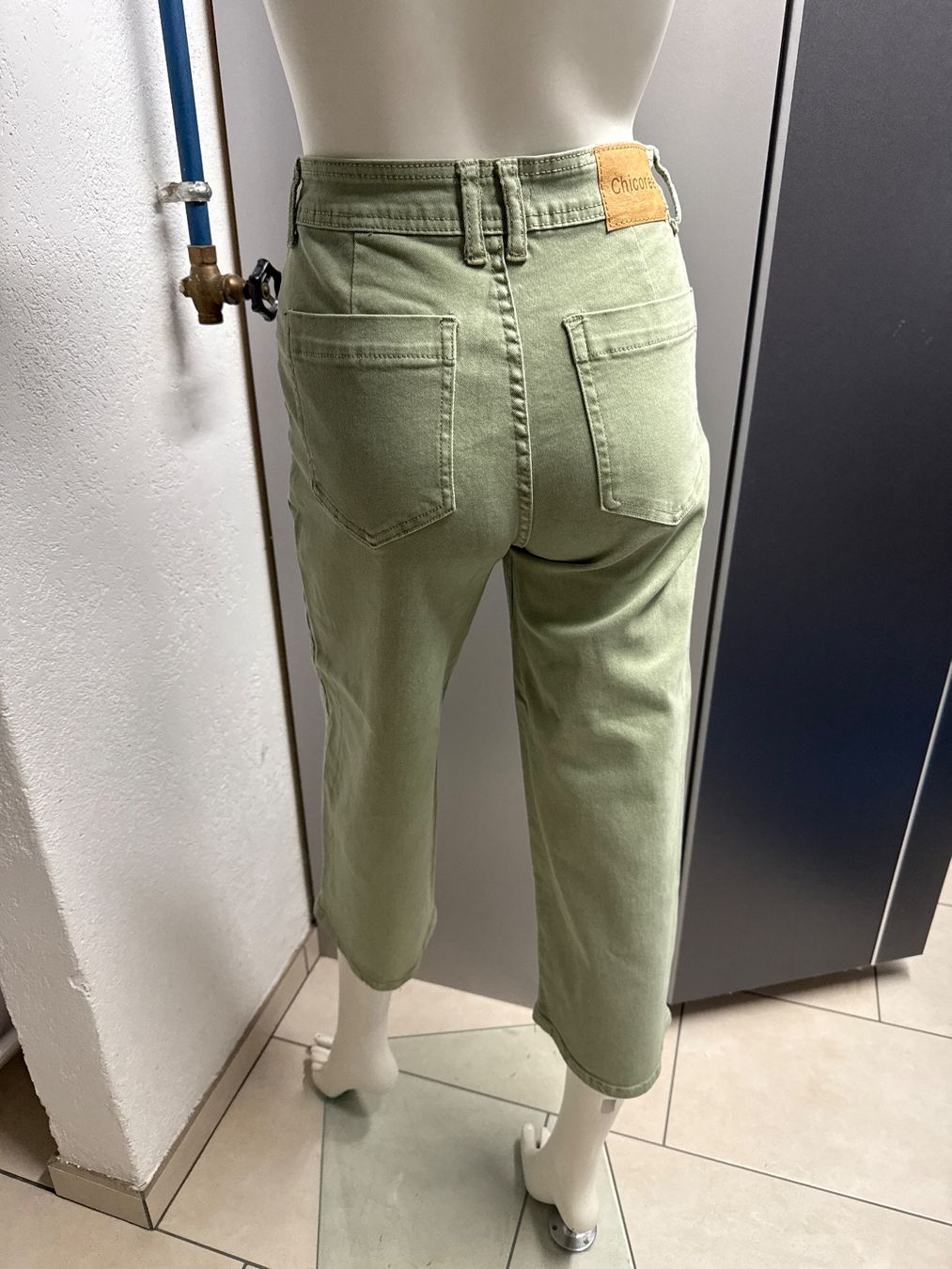 Pantaloni: HISE CHICORÉE gr 34 – Usato da Birr venduto da WalkyriaM 1