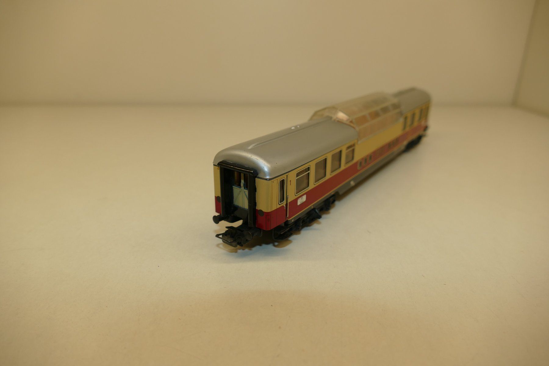 Märklin Trains électriques: Märklin H0: DB TEE-Aussichtswagen – D'occasion à Niederhasli par rail-duerst 3