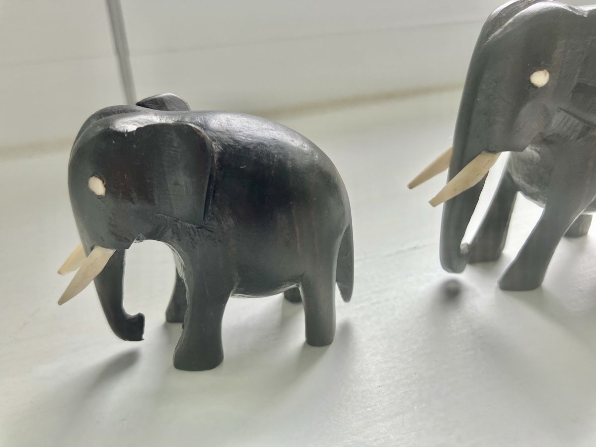 Figuren: Elefanten Ebenholz – Gebraucht aus Neerach von FarbenundLacke 1