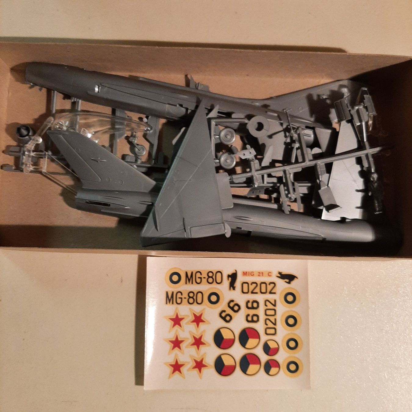 Airfix Modellbausätze & Standmodelle: 3188 ... MIG-21 ... Airfix 02024 – Gebraucht aus Bonstetten von Benibanny59 2