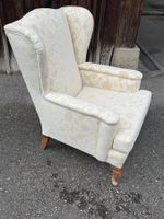 Ohrensessel creme beige gemustert, Louis Philippe Stil, Nuss