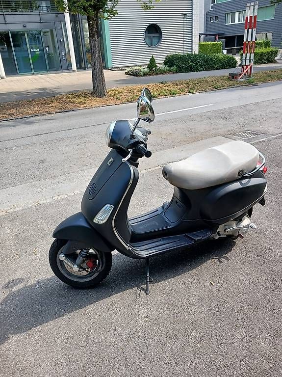 Scooters: Piaggio Vespa LX125 – Gebraucht aus Kriens von fci_bl6g 2