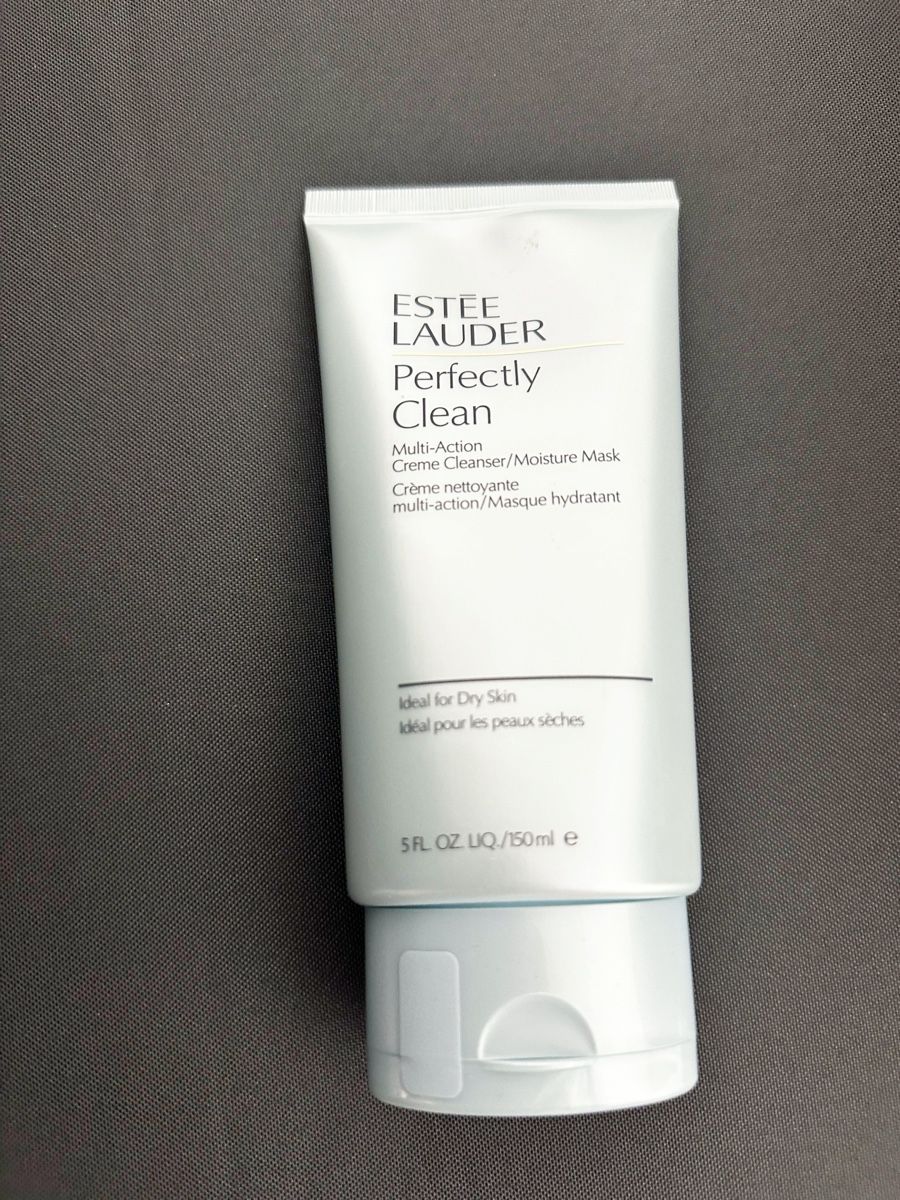Estée Lauder Soins du visage: Estee Lauder Perfectly Clean Multi-Action 150ml neu – Neuf avec emballage d'origine à Eglisau par Brewster1