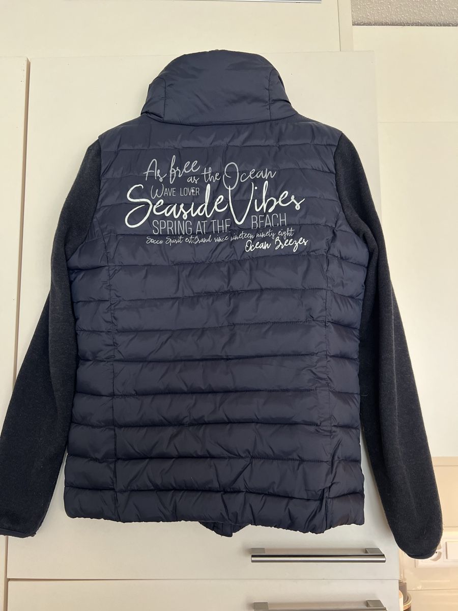 Jacken: Jacke dunkelblau – Gebraucht aus Oberglatt ZH von lar_2nv2 1