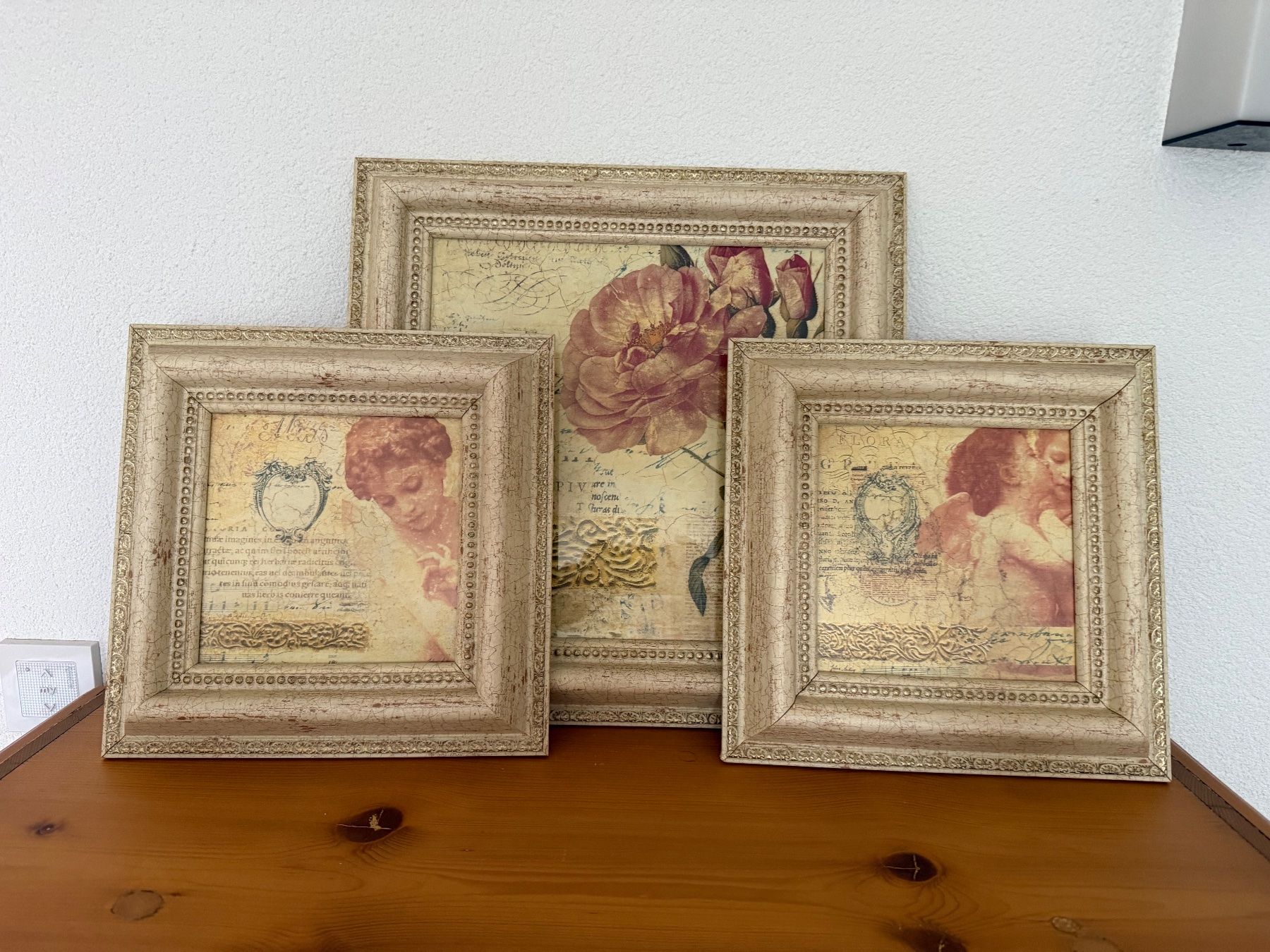 Foto & Immagini: Set aus drei gerahmten Bildern – Usato da Altstätten SG venduto da mhu_k9gj