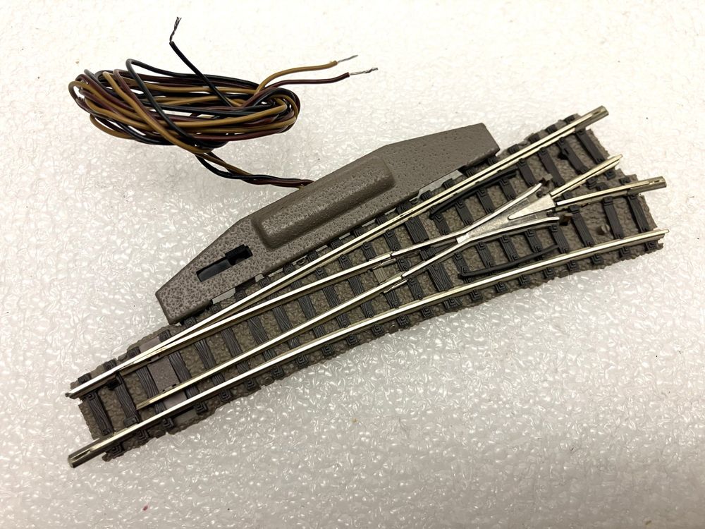 Fleischmann Modelleisenbahnen: Fleischmann 9179 N: 5 elektrische Weichen rechts - geprüft – Gebraucht aus Thun von retoolinoo 4