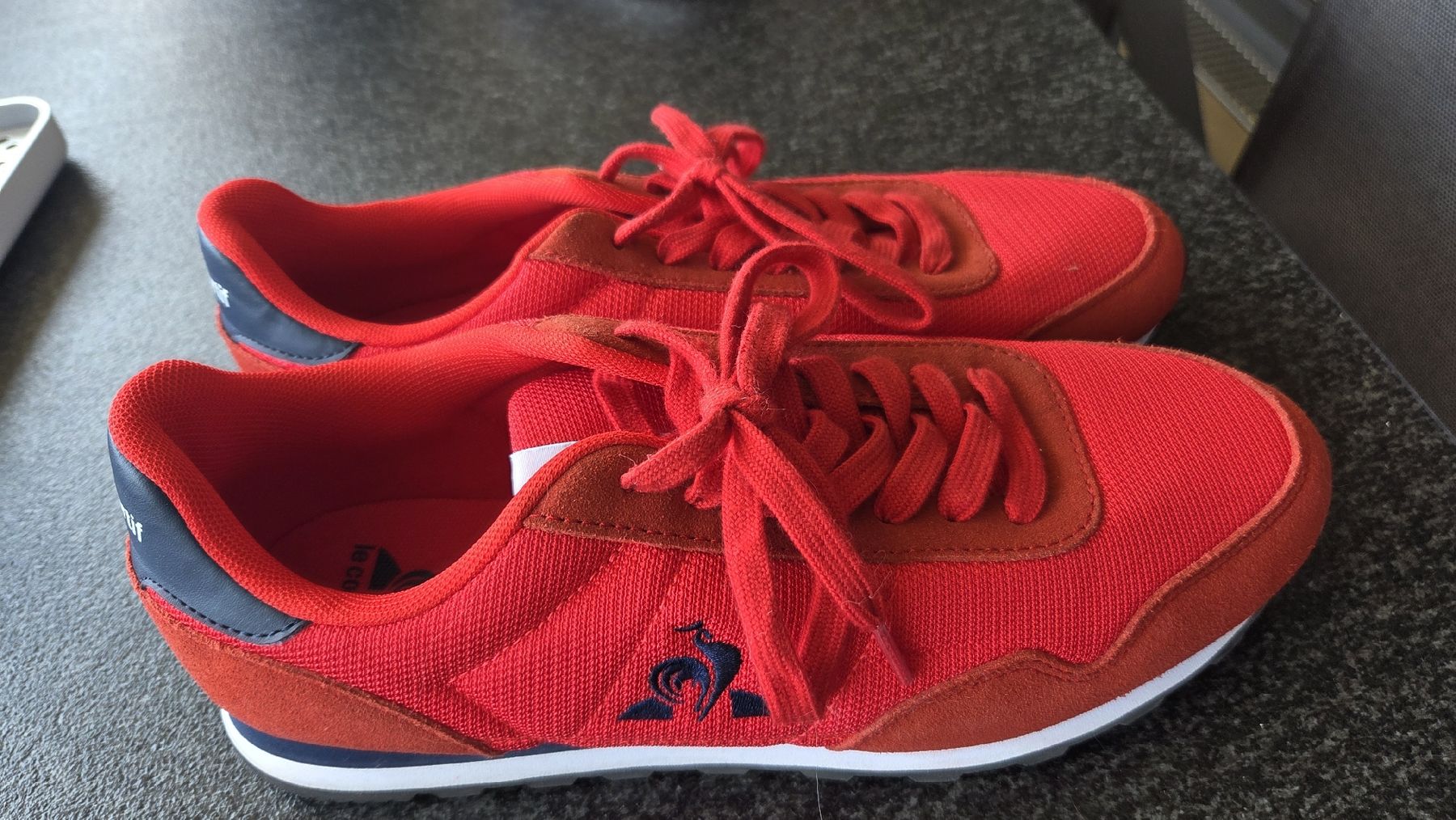 Le Coq Sportif Herrenschuhe: Le Coq Sportif sneakers – Gebraucht aus Le Pâquier-Montbarry von Gruyere77 1