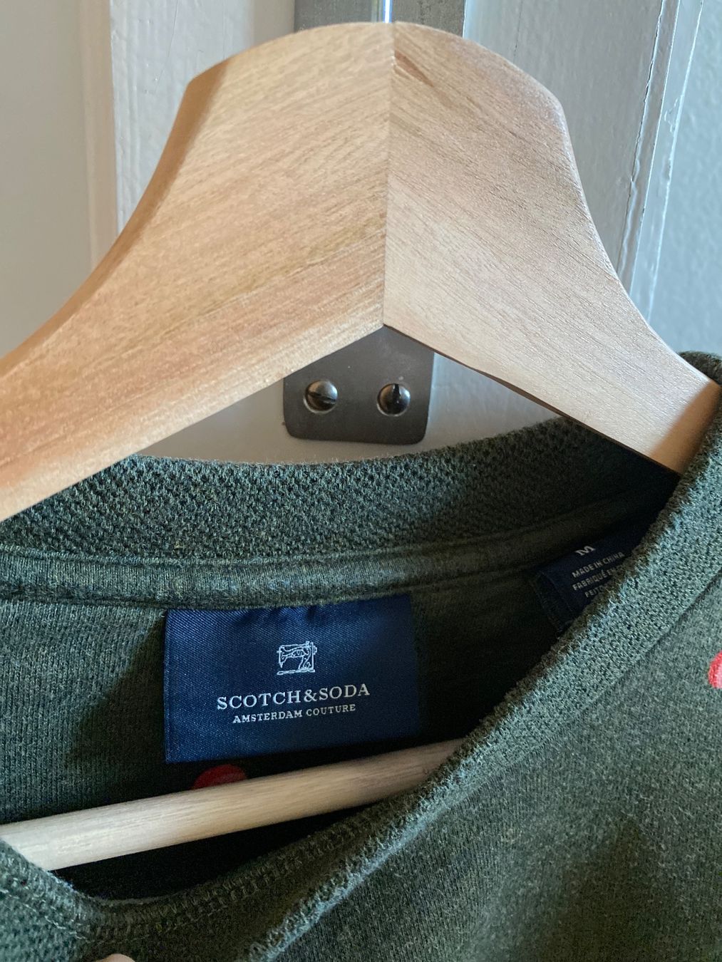 Maison Scotch Maglioni & Felpe: scotch and soda dunkelgrüner pullover – Usato da Zürich venduto da kim_m2kd 1