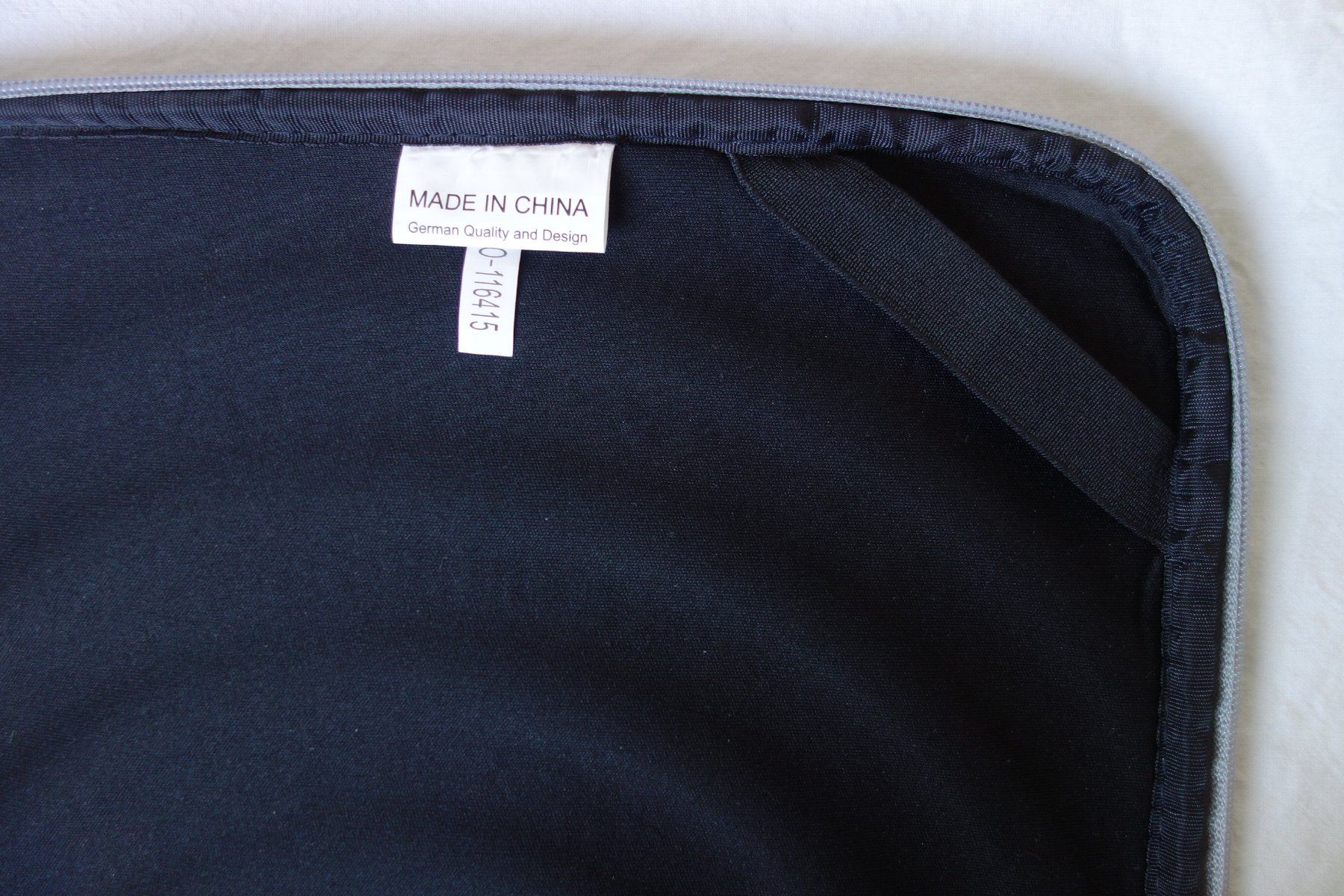 Borse: Laptop-Tasche Dicota – Usato da Thun venduto da Bluecat238 4