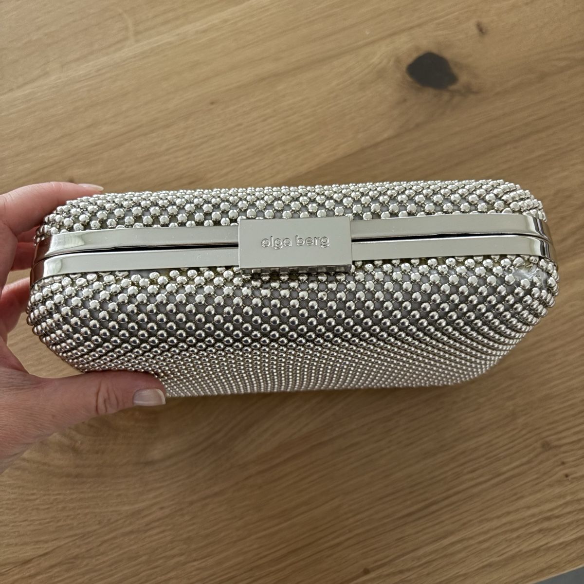 Taschen für Damen: Olga Berg clutch - defects on pictures – Defekt aus Pully von Sell_it_all 1