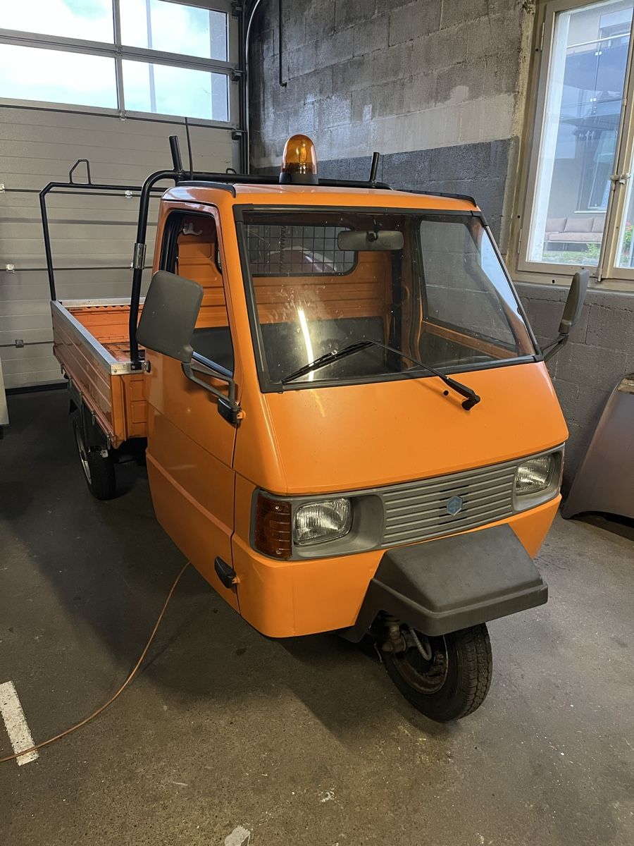 Piaggio A tre ruote: Piaggio Ape TM  Pritsche  – Usato da Schötz venduto da RcK1994