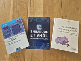 Lot de 3 livres techniques FPGA et VHDL parfait état