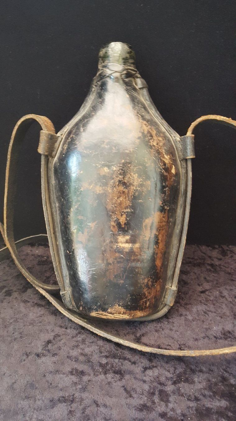 Flaschen: alte Pilgerflasche – Gebraucht aus Reinach von 3Guggerli