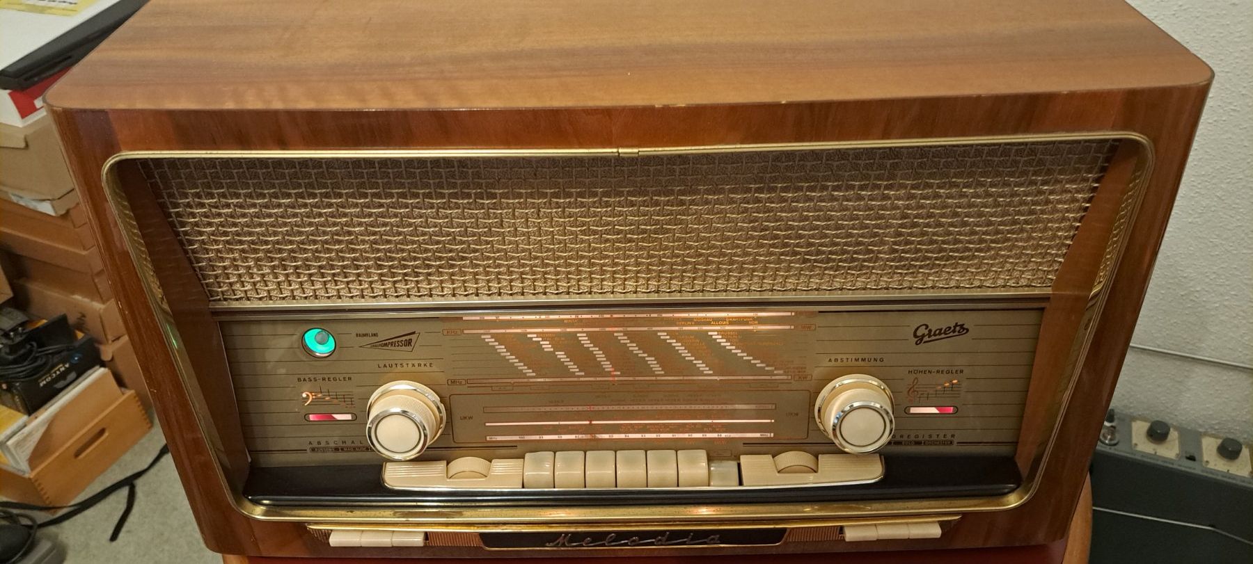 Radio: Graetz Röhrenradio Graetz Melodia 519 – Usato da Wangs venduto da Flashend 4