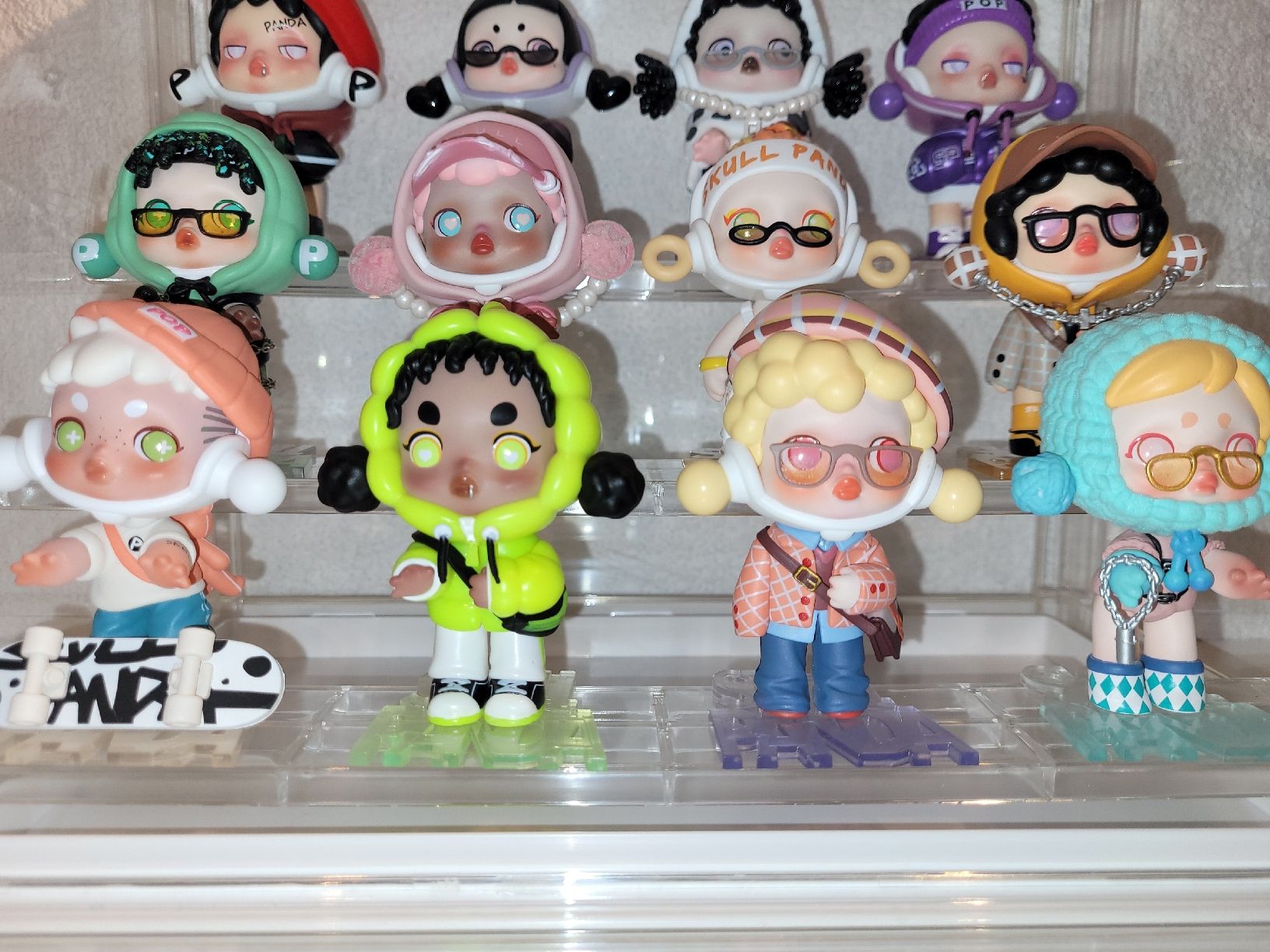 Pop Mart Statuette: Hype Panda/ Skullpanda/ Pop Mart – Nuovo (secondo la descrizione) da Langrickenbach venduto da mik_5s2l 2