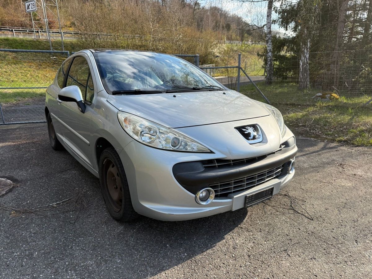 Peugeot Automobili: Peugeot 207 Turbo – Usato da Bösingen venduto da eac_6nsf 2