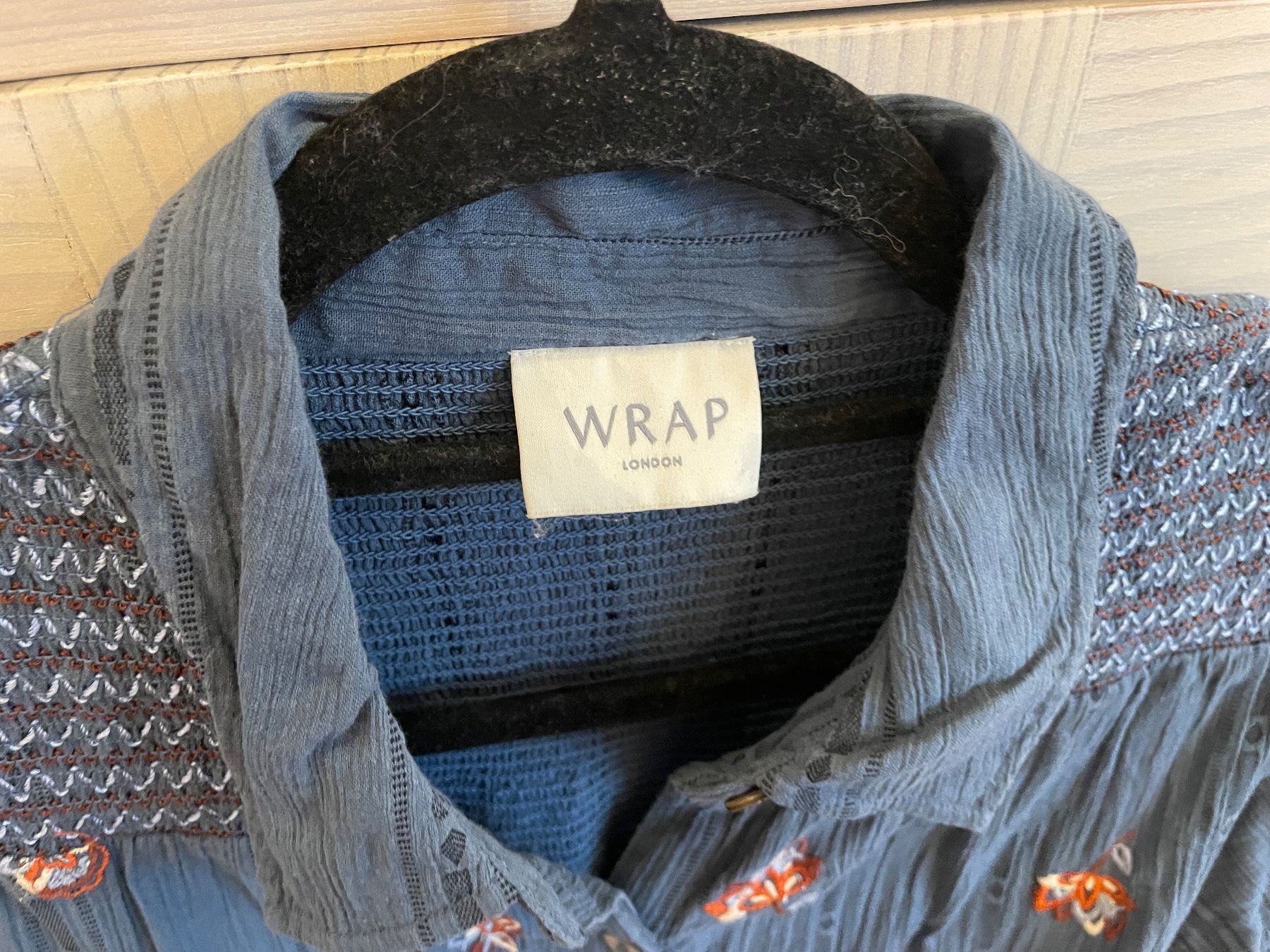 Camicette: Sommerbluse WRAP London,  S, aufgestickte Blumen – Usato da Basel venduto da non_vn79 2
