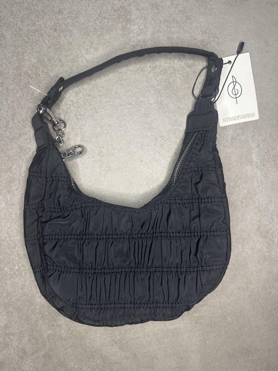 Borse da donna: Handtasche schwarz – Nuovo e nell'imballaggio originale da Strengelbach venduto da retourenjaeger
