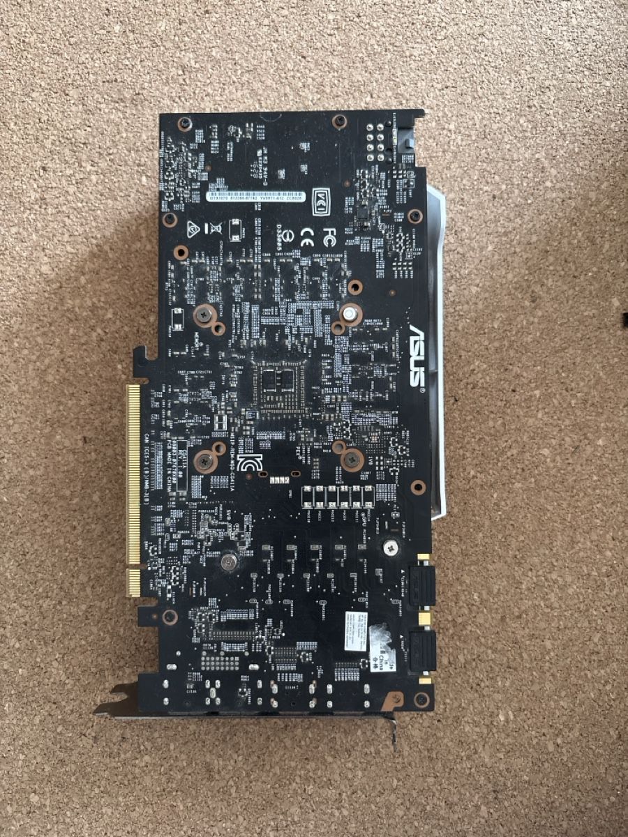 Grafikkarten: Asus gtx 1070 weiss – Gebraucht aus Lausen von Mutuli 1