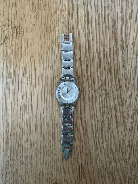 Swatch Orologi: Swatch Skin Classic "Climber Flowery" – Usato da Thalwil venduto da makana01