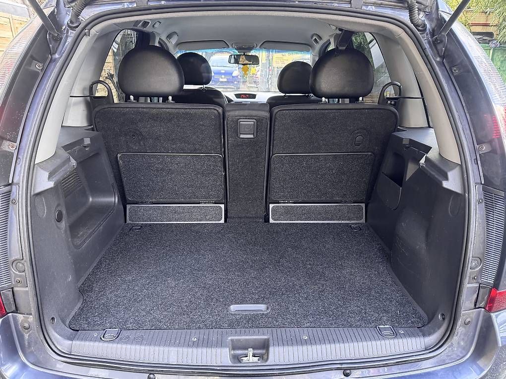 Opel Autos: Opel Meriva A18, boîte manuelle, essence – Gebraucht aus Veyrier von Chessmann_Douane1255 5