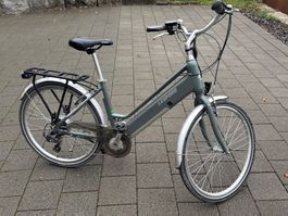 E-Bike Leopard Cityrad, Damen, 25km/h, kaum gebraucht