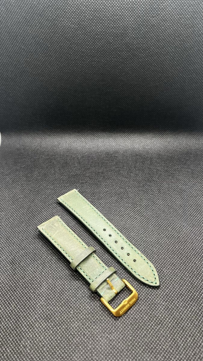 Bracciali & Braccialetti: Cinturino in pelle verde – Nuovo (secondo la descrizione) da Pregassona venduto da TheWatchClub