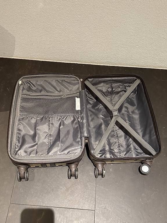 Valigie: Samsonite Carry On – Usato da Buchs SG venduto da SemperFidelis2G 1