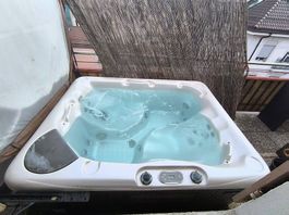 Jacuzzi comme neuf 
