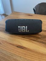 JBL CHARGE 5