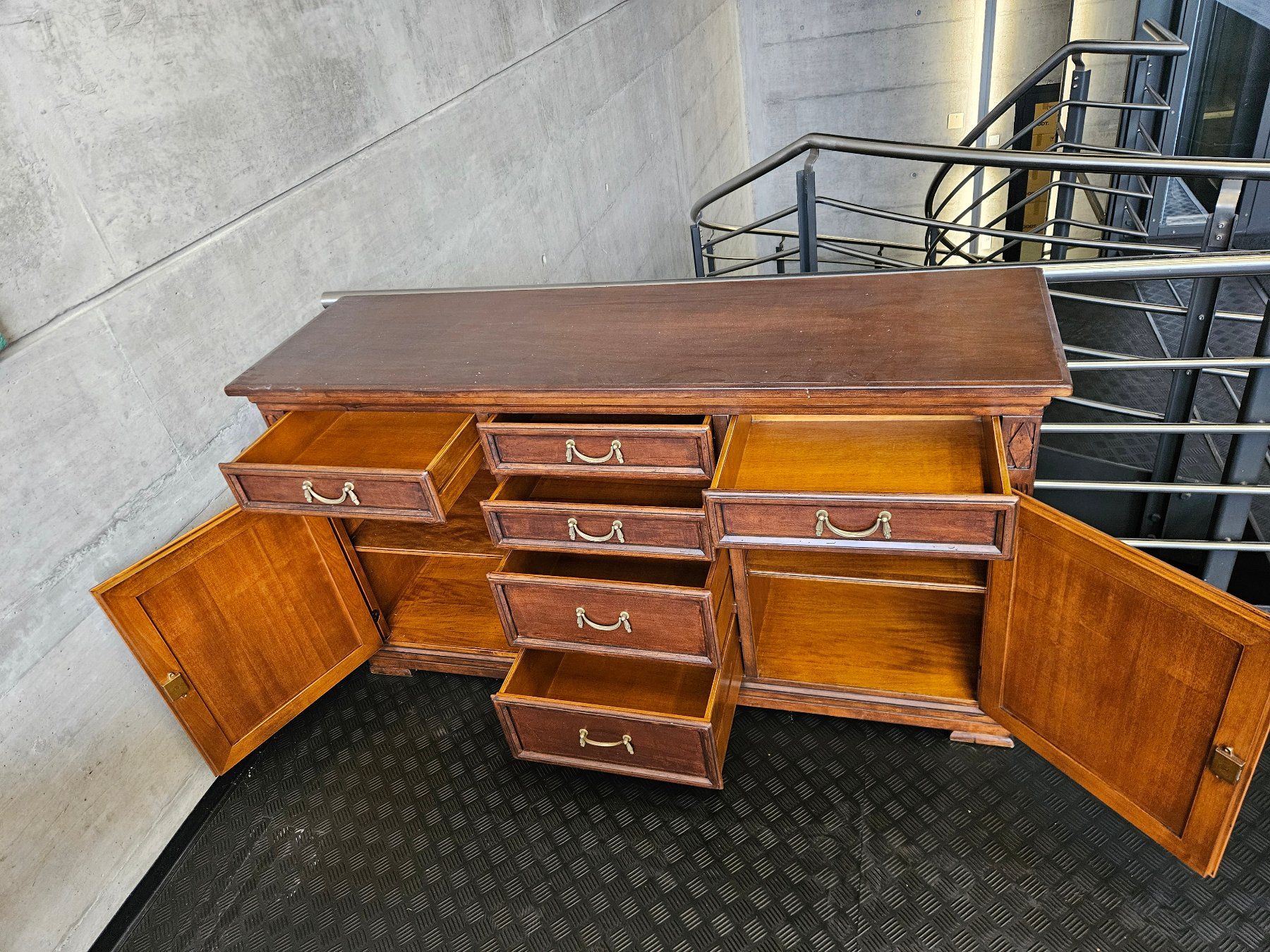 Kommoden: Sideboard – Gebraucht aus Densbüren von Taodiver 1