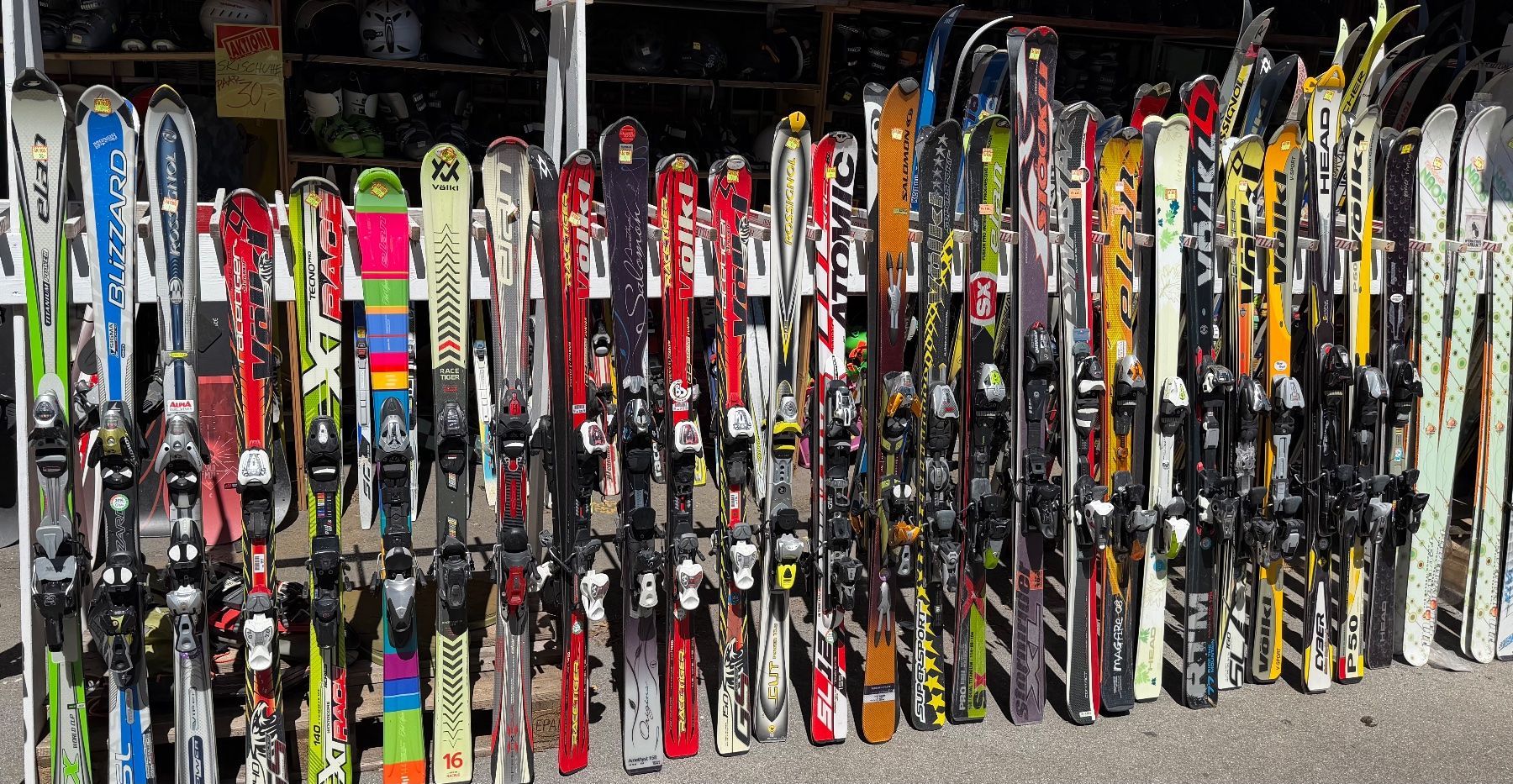 Skis: Ski-Set gut erhalten-70 Paar – Gebraucht aus Interlaken von Skandalpreis