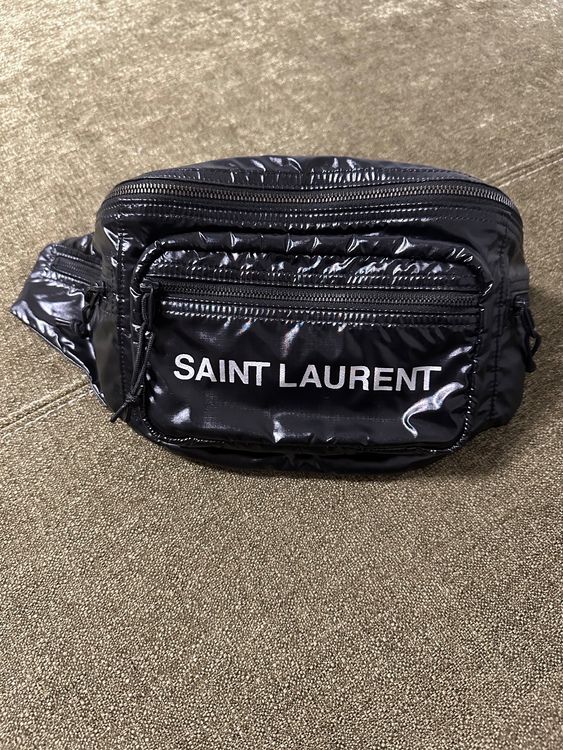 Saint Laurent Nuxx CrossbodyTasche aus Nylon Kaufen auf Ricardo
