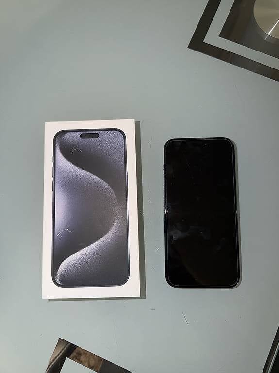 Handys / Smartphones: Iphone 15 Pro Max 256GB – Gebraucht aus Gossau SG von dad_nqv6