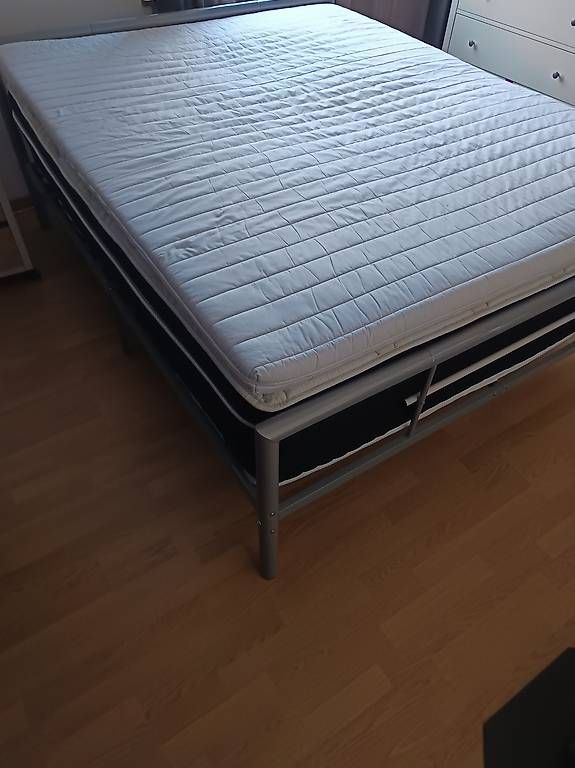 Letti: Letto 160 x 200 – Usato da Locarno venduto da S.Heart