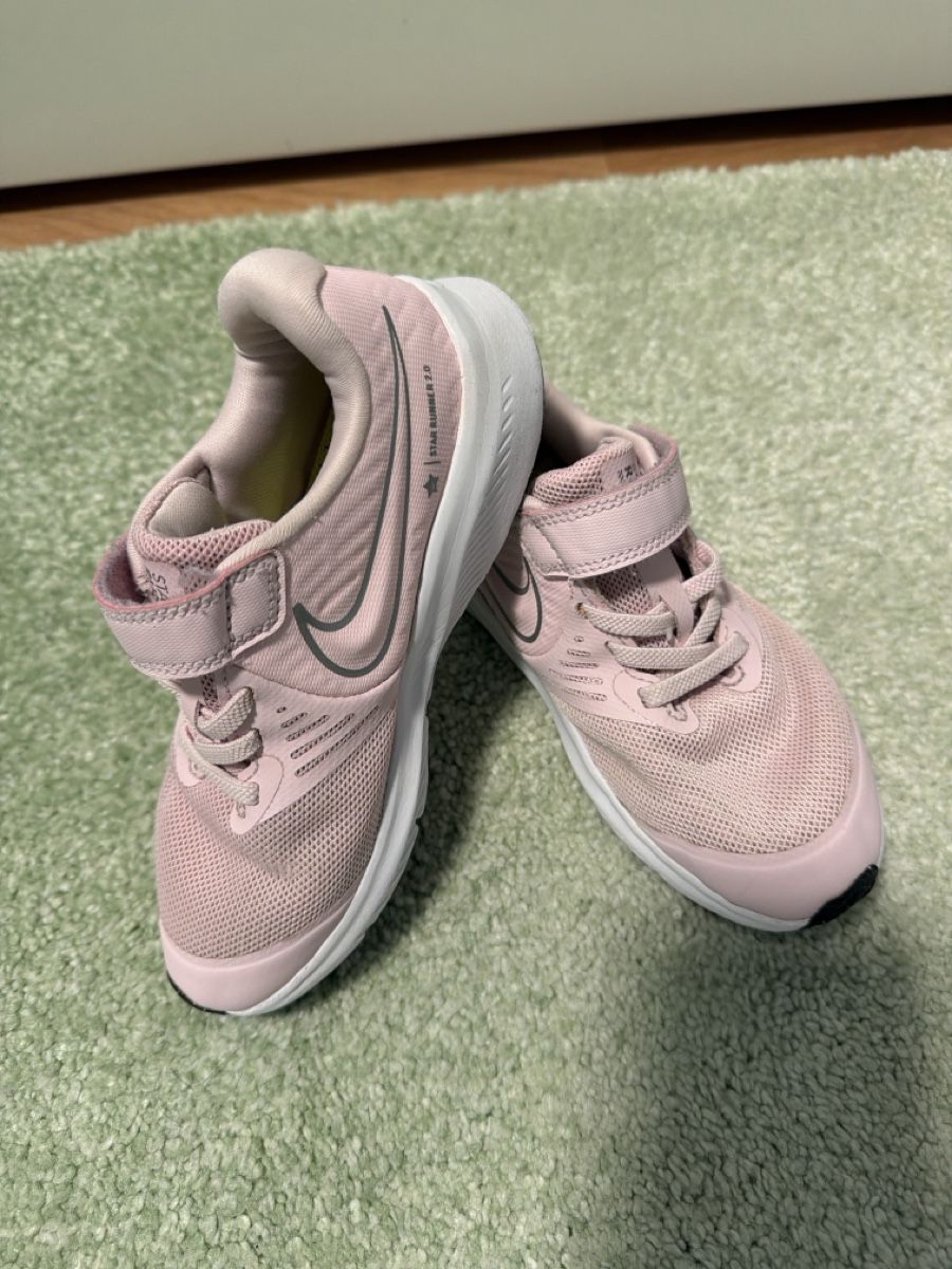 Nike Scarpe per ragazze: Nike Star Runner 3 Mädchen Turnschuhe rosa Grösse 35 – Usato da Volketswil venduto da eris2015 1