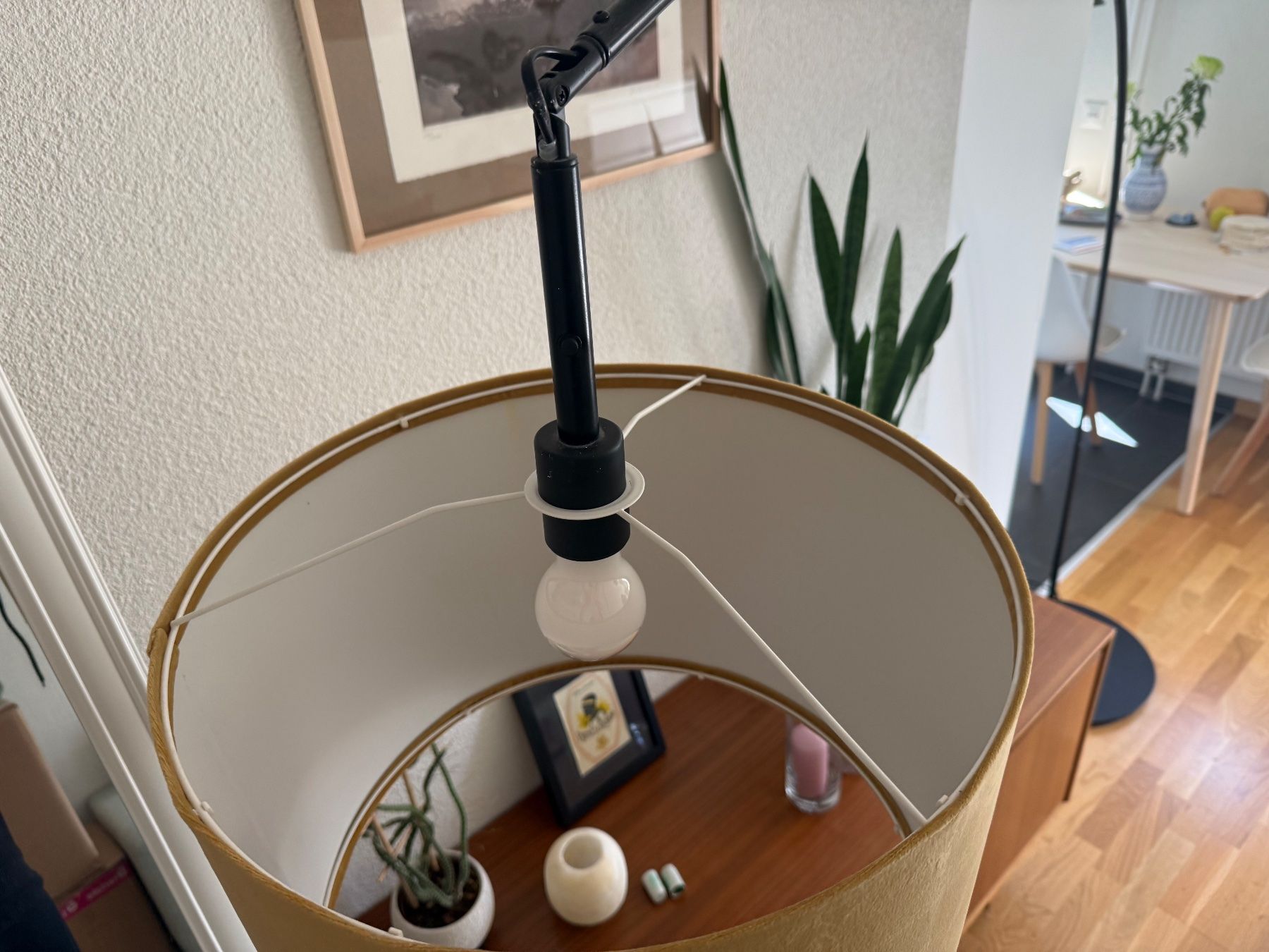 Lampen: Bogenlampe gelb – Gebraucht aus Zürich von giu_6hpl 1