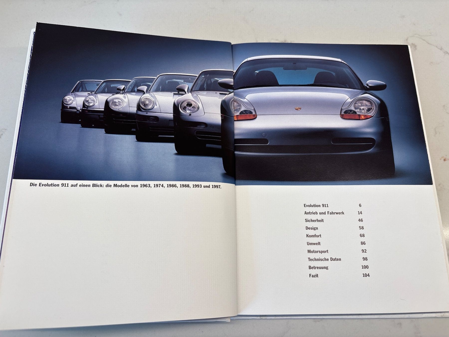 Porsche Documenti: Livre Porsche Evolution 911 état neuf – Usato da Gollion venduto da Hampton 1