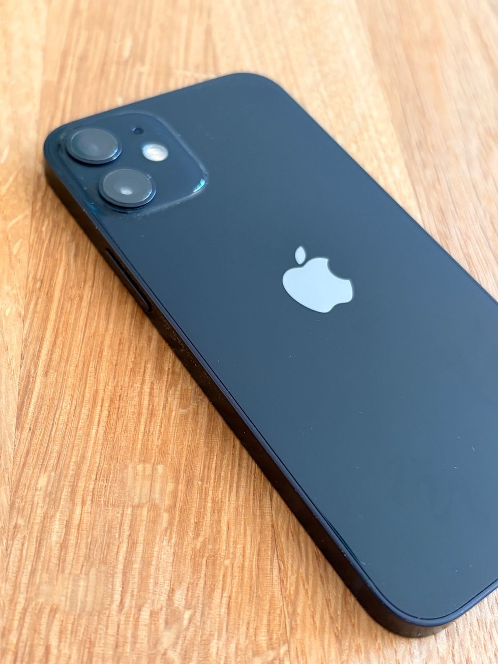 Apple Telefoni cellulari / Smartphones: Iphone 12 Mini inkl. Zubehör – Usato da Zürich venduto da sanfranc_ 5