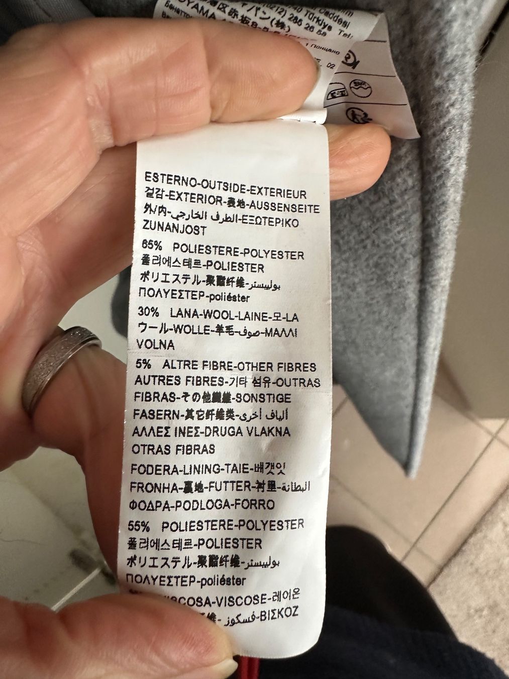Benetton Mäntel: Benetton Damen Mantel – Gebraucht aus Winterthur von Tramstrasse 2