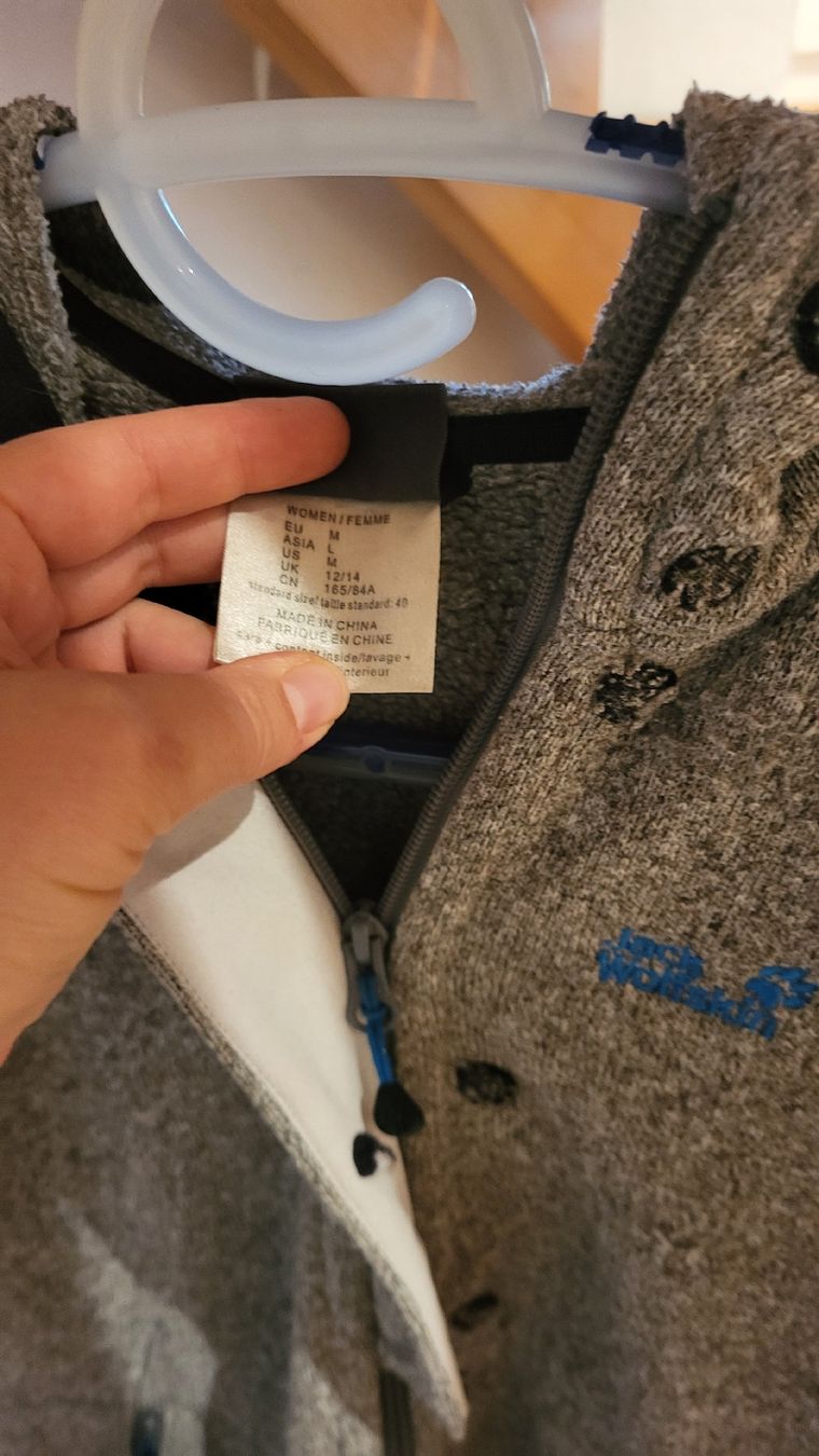 Jack Wolfskin Jacken: Jack Wolfskin Fleecejacke grau – Gebraucht aus Muolen von Simi897 3
