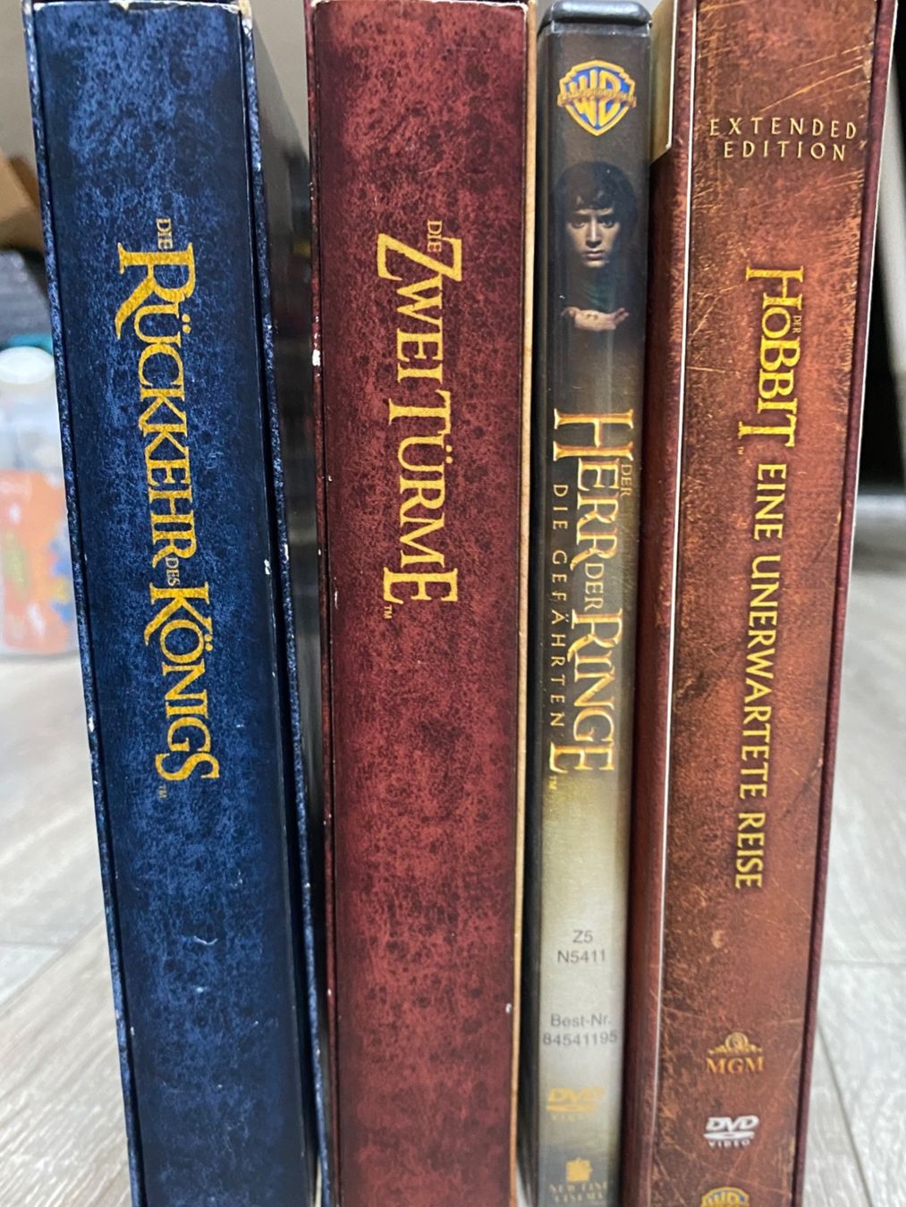 Tous les DVDs: Der Herr der Ringe + Der Hobbit 14x – D'occasion à Muri b. Bern par AdidasCollector 2