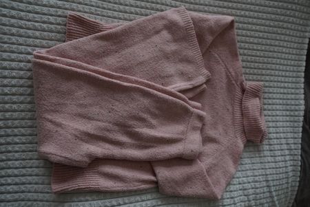 Ensemble pull col roulé + pantalon maille rose Taille M