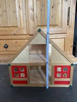 Puppenhaus aus Holz