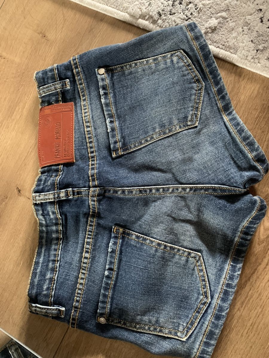 Pantaloni: Shorts original Frankie Morello  – Usato da Zell LU venduto da Cipollone7 3