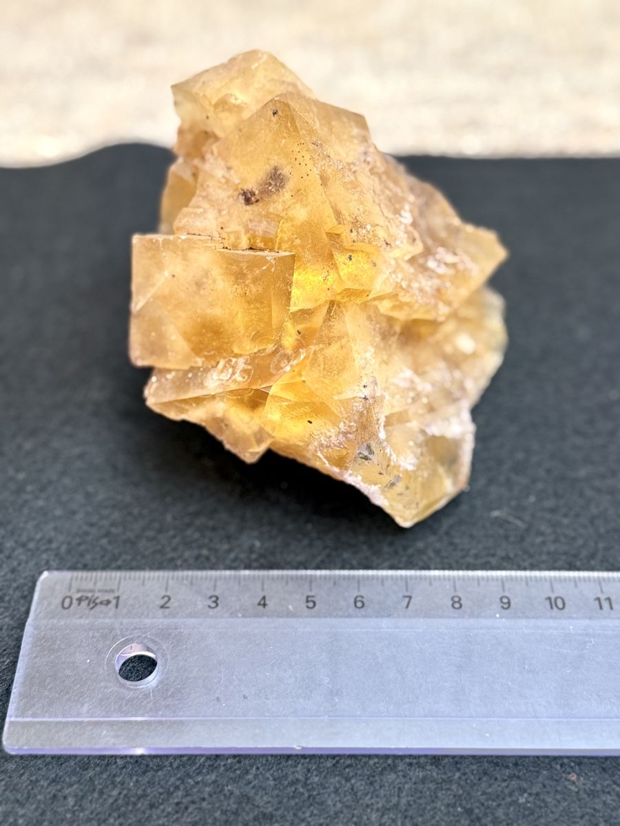 Mineralien & Heilsteine: Fluorit aus dem Grimselgebiet – Gebraucht aus Schattenhalb von Oodaaq 3